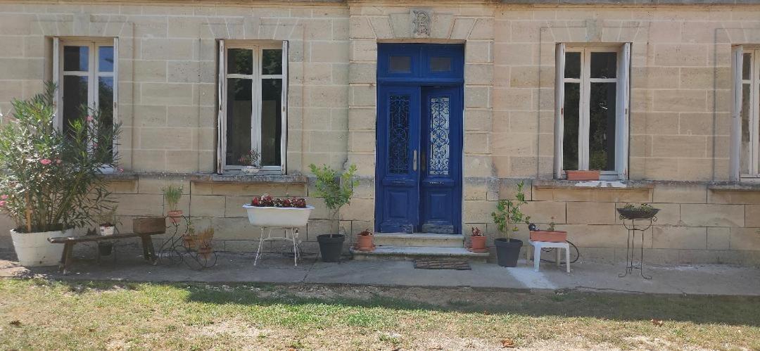 Chateau Monichot Organic Vineyard Tauriac  Exteriör bild